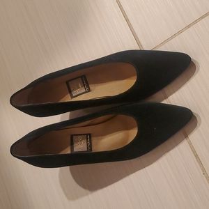 Dark green Nina kitten heels